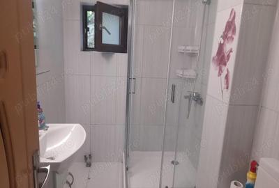 Apartament cu 3 camere decomandat în Calea București - 1