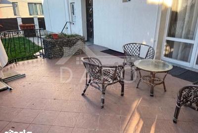 Casă cu 5 camere cu Teren 325 Mp în 7 Noiembrie - 2