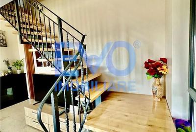 Apartament cu 5 camere în Păcurari