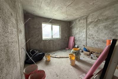 Casa la rosu dispusa pe Parter | 740 Teren | Sag - 9