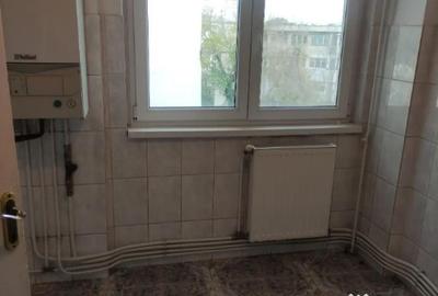Apartament cu 4 camere decomandat în Gării