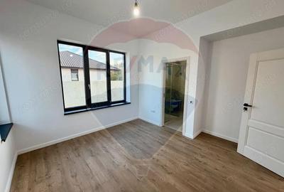 Casă cu 4 camere cu Teren 324 Mp în Nord - 4