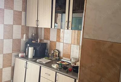 De vanzare apartament 3 camere decomandat zona I.C Frimu - 5