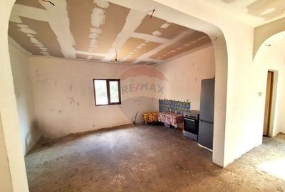 Casa / Vila de vanzare la gri - Bajani jud.Buzau - 4