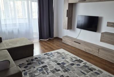 Garsonieră decomandată în Uverturii - 1