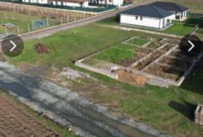 Teren de 13000 mp, în Recea - 2