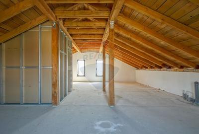 Comision 0 %! Casa de vanzare, Sanpetru! - 19