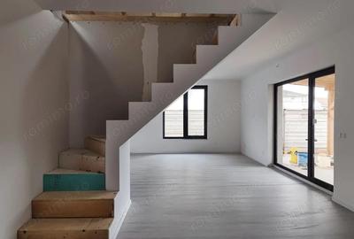 Casă cu 4 camere cu Teren 460 Mp în Nojorid - 15