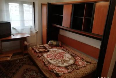 Apartament cu 3 camere decomandat în Central - 3