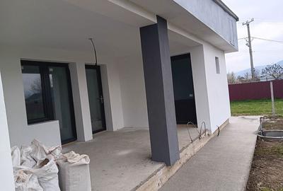 Casă cu 3 camere în Central - 6