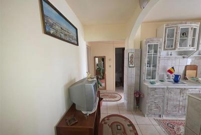 Apartament cu 2 camere decomandat, mobilat în Exterior Est - 1