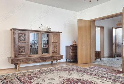 Casă cu 6 camere cu Teren 670 Mp în Brașovul Vechi - 1