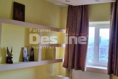 Apartament cu 3 camere decomandat în Baza 3 - 1