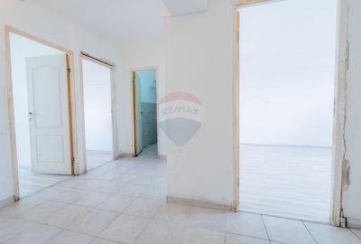 Apartament cu 3 camere decomandat în Pantelimon - 4