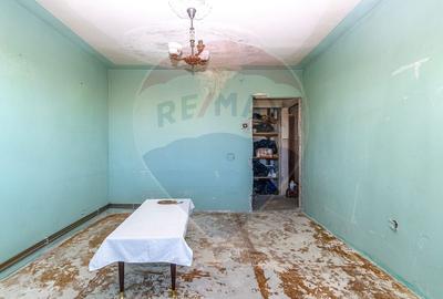 Apartament 2 camere/ 2 balcoane/de renovat-  zona Tractorul! - 23