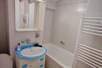 Apartament cu 2 camere decomandat în Micro 3 - 3