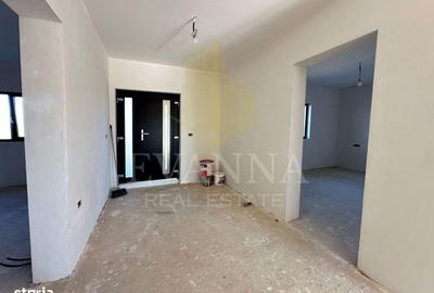 Casă cu 3 camere cu Teren 700 Mp în Central - 8