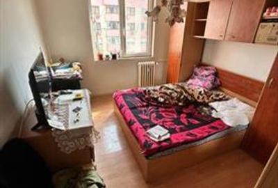 Apartament cu 4 camere semidecomandat în Tei - 6