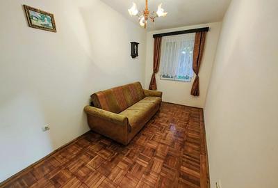 Vand apartament 3 camere in Hunedoara, zona Centrala, etaj 2. Pre? 63000 euro neg - 4