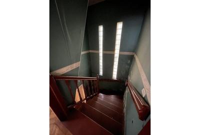 Casă individuală cu 6 camere cu Canalizare în Clucerului - 3