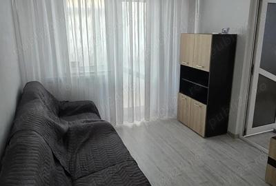 Apartament cu 2 camere semidecomandat în Casa de Cultură - 1
