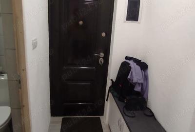 Garsonieră decomandată în Anina - 4