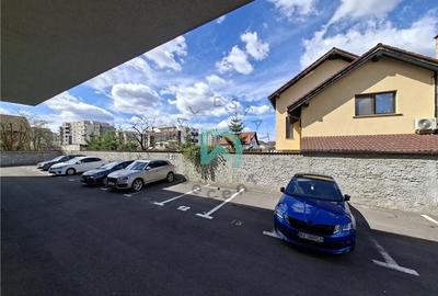 Apartament cu 2 camere decomandat în Tractorul - 6