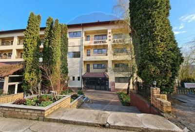 Hotel/Pensiune, de 1,300 mp, în Central - 15