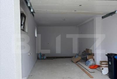 Casă cu 7 camere cu Teren 400 Mp în Central