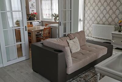 Apartament cu 3 camere decomandat, mobilat în Podu Roș - 8