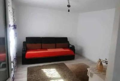 Casă cu 3 camere în Km 4 - 5