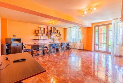 Pensiune cu 10 Camere si 3 Unitati Independente in Rasnov, COMISION 0% - 3