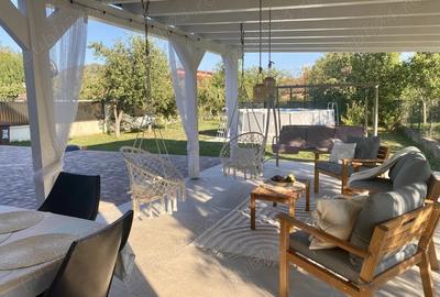 Casa centrala, spa?ioasa cu priveli?ti ?i curte generoasa Jibou - 4