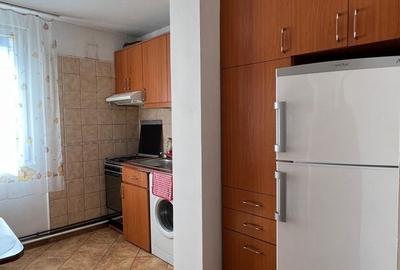 Apartament cu 3 camere decomandat, mobilat în Drumul Taberei - 3