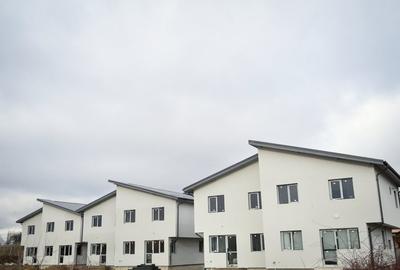 Casă cu 4 camere în Prelungirea Ghencea