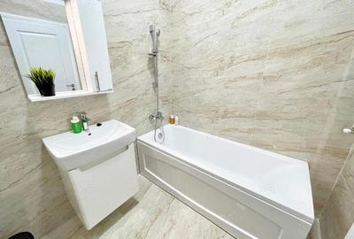 Apartament cu 3 camere în Panduri