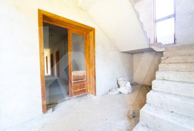 Casa cu personalitate si potential in Sebes - ideala pentru locuinta de familie - 16