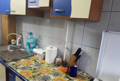 Apartament 3 camere , zona cartier Sud ,et 2/4 , decomandat - 14