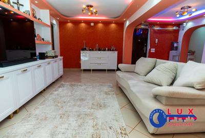Apartament cu 3 camere decomandat în Babadag