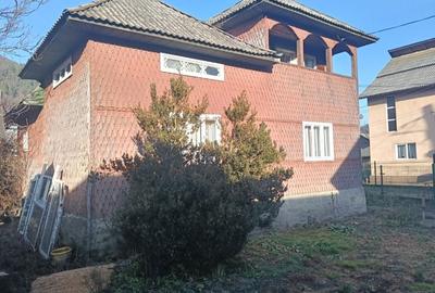 Casă cu 4 camere în Moisei - 7