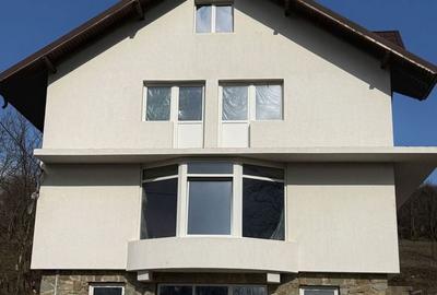 Casă cu 4 camere în Starchiojd - 8