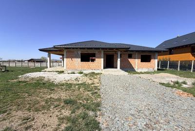 Casă cu 3 camere în Cătălina - 4