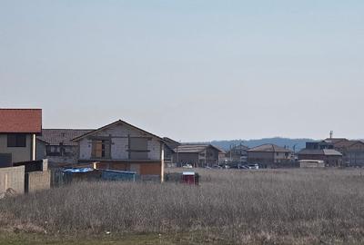 Teren Construcții intravilan de 461 mp, în Aluniș - 3