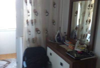 Apartament cu 2 camere semidecomandat în Micro 5 - 8