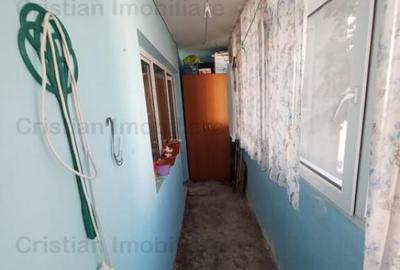 DECOMANDAT, apartament 2 camere, zona Vidin, ETAJ 2 - 7