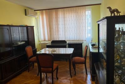 Apartament cu 2 camere semidecomandat, mobilat în Iancului