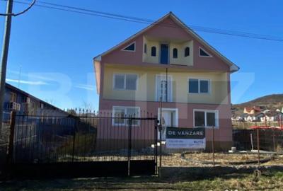 Casă cu 7 camere cu Teren 1500 Mp în Central - 5