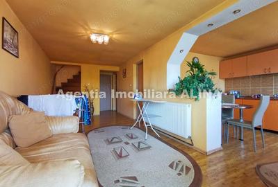 Casă cu 3 camere în Vulcan - 1