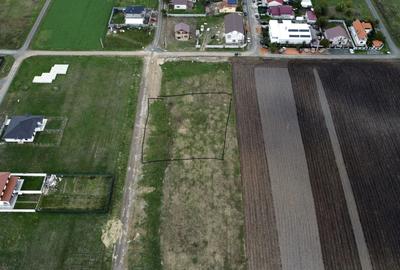 Teren de 818 mp, în Moșnița Nouă - 2