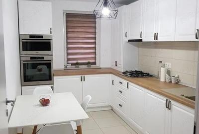 Apartament cu 2 camere decomandat în Lipovei
